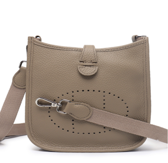 Women's Personality Single Shoulder Messenger Hollow Bucket Bag