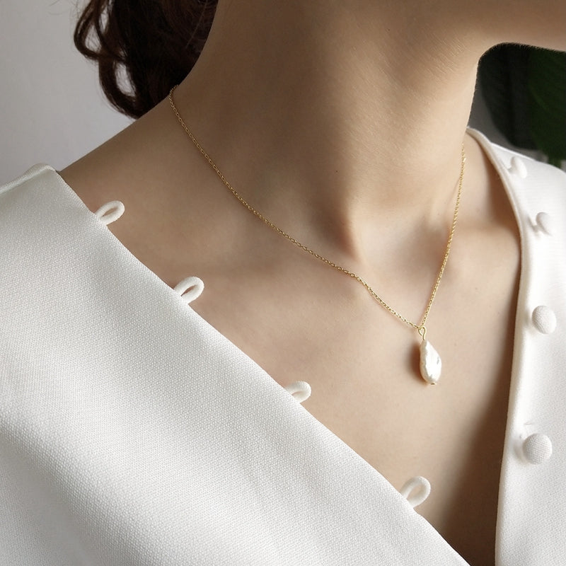 Baroque Shaped Pearl Pendant Chain