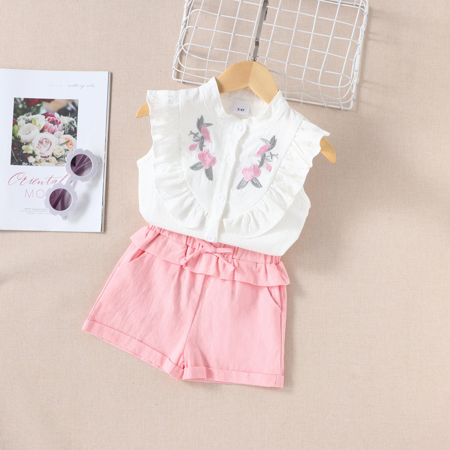 New Children's Summer New Sleeveless Embroidered Shirt Top Shorts Two-piece Set